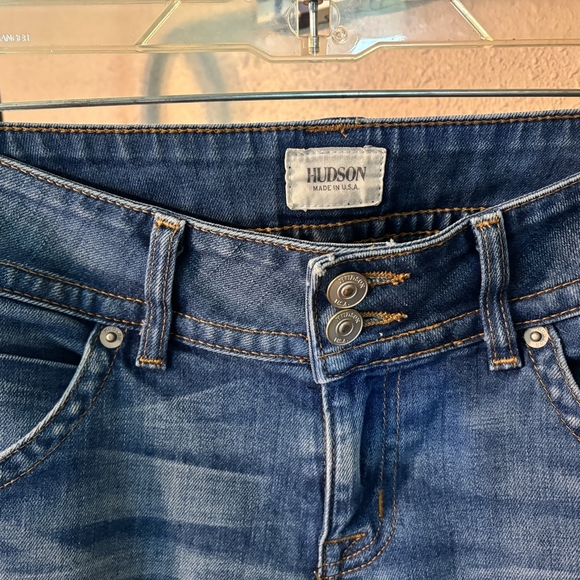 Hudson Jeans Classic Blue Straight Leg Denim - Picture 2 of 9